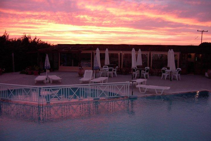 Alkmini Hotel Theologos  Exterior photo